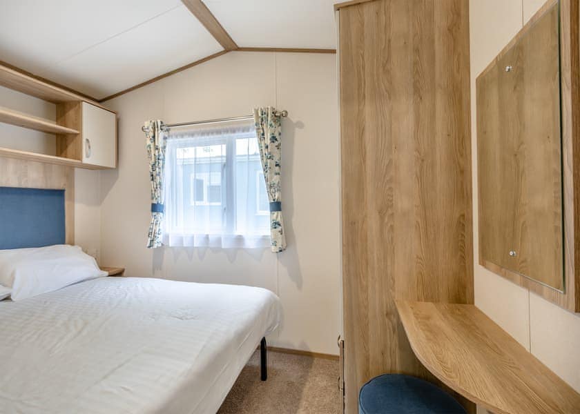 Gold 2 Bedroom Caravan - Brixham Holiday Park, Brixham, Torbay