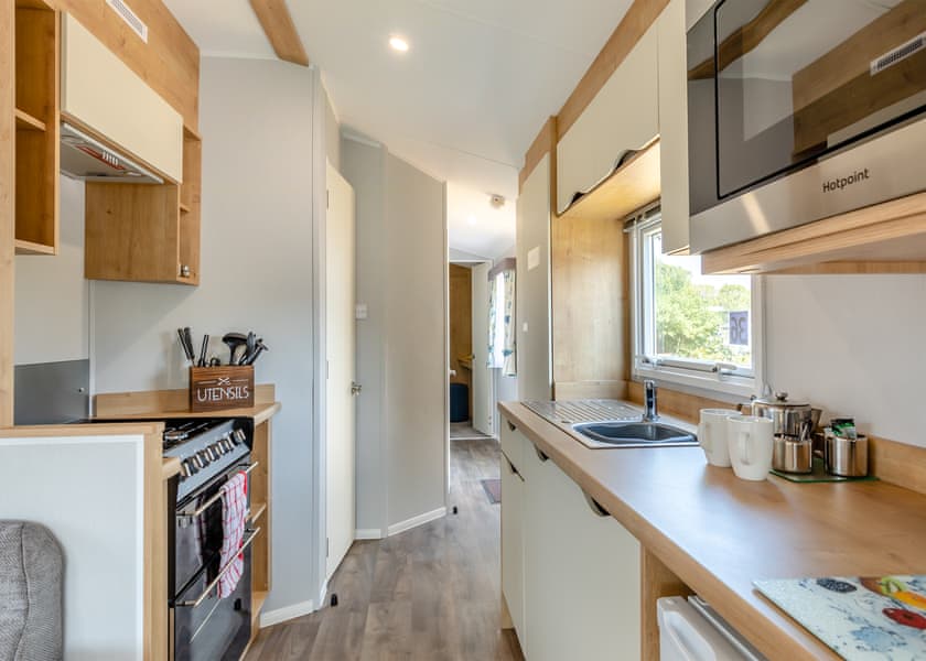 Gold 3 Bedroom Caravan Pet - Brixham Holiday Park, Brixham, Torbay