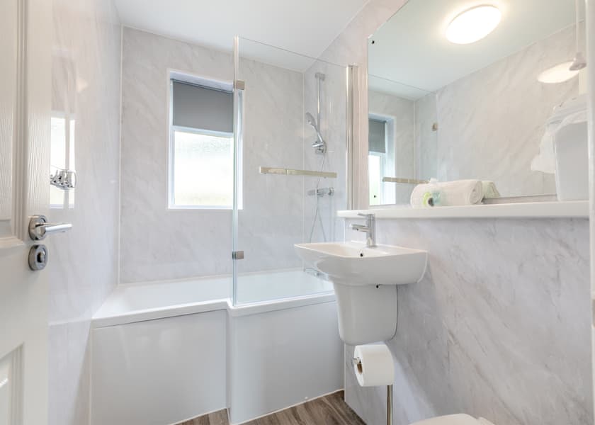 Platinum 3 Bedroom Chalet Pet - Brixham Holiday Park, Brixham, Torbay