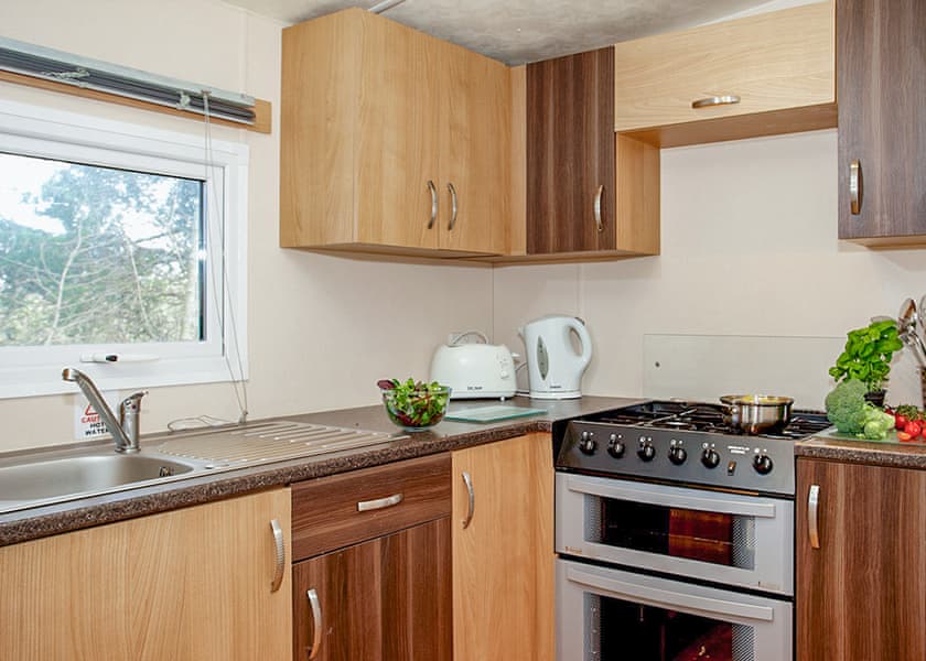 Silver 4 Caravan (Pet Friendly) - Broadland Sands, Corton, Lowestoft