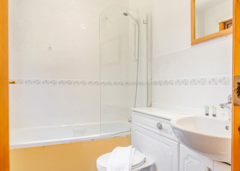 Viken Lodge - Brockwood Hall Lodges, Millom