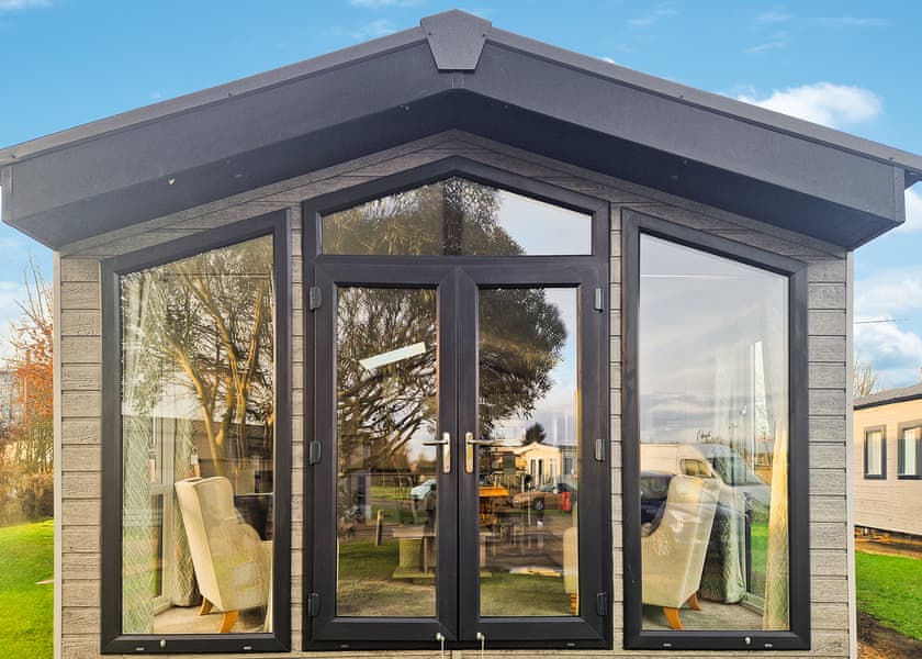 Platinum 2 Bed - Brightlingsea Holiday Park, Brightlingsea