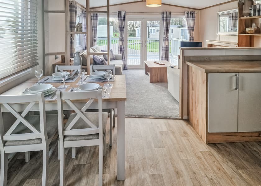 Platinum 3 Bed - Brightlingsea Holiday Park, Brightlingsea