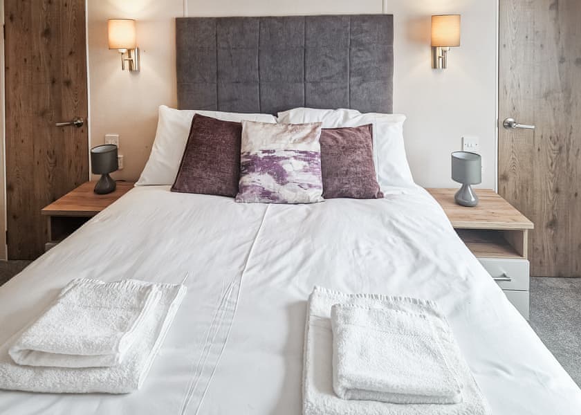 Platinum 3 Bed - Brightlingsea Holiday Park, Brightlingsea