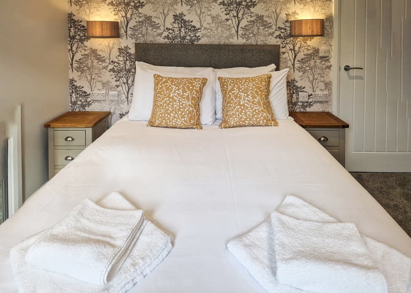 Platinum Plus 2 Bed - Brightlingsea Holiday Park, Brightlingsea