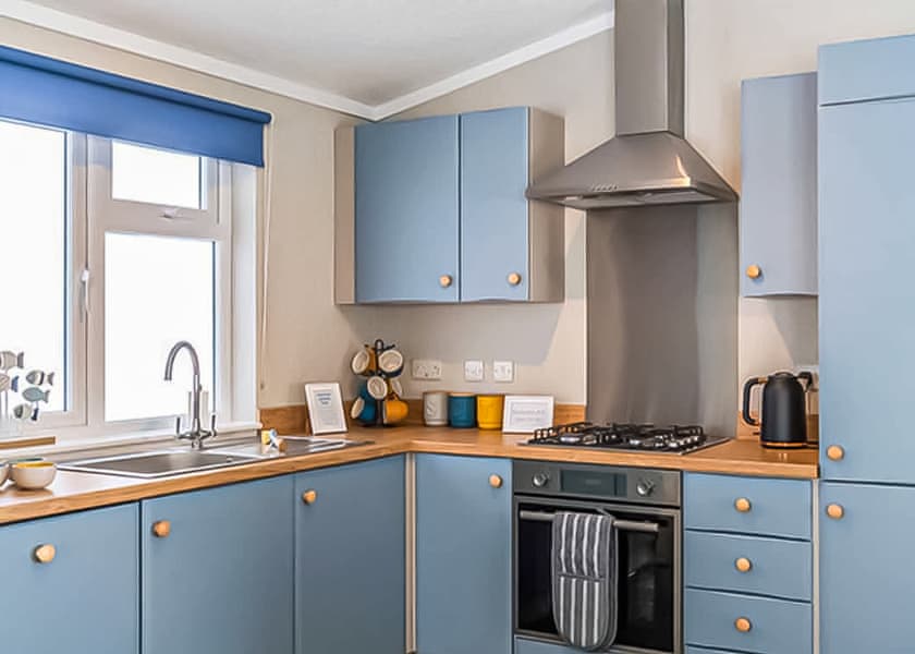 4 Berth Luxury Lodge Accessible - Bude Holiday Resort, Bude