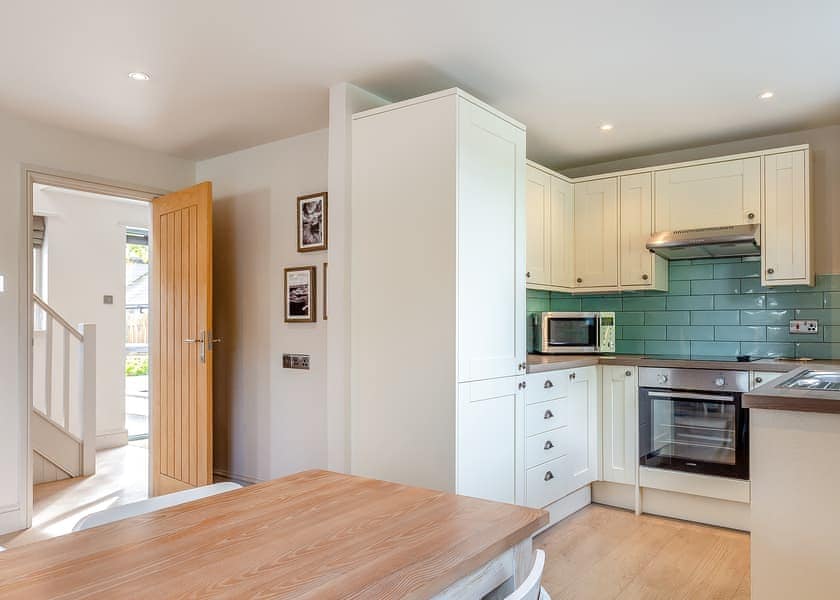 Summerleaze Garden Cottage 3 Spa - Bude Coastal Resort, Stratton, Nr Bude
