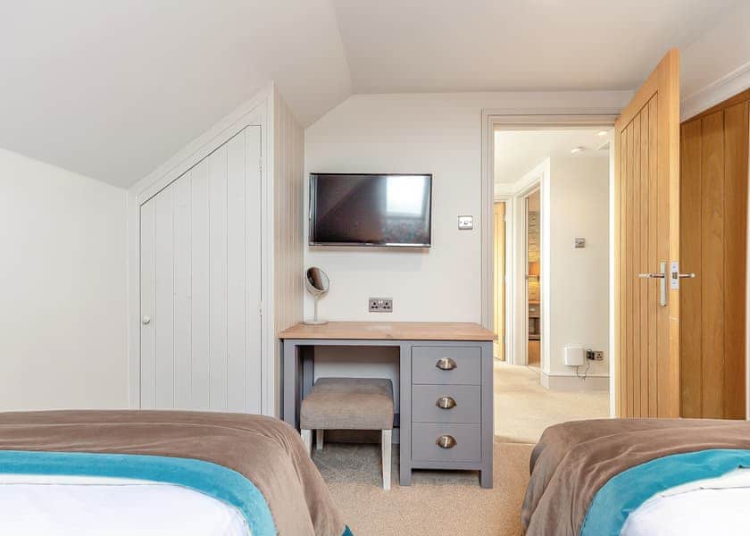 Summerleaze Garden Cottage 3 Spa - Bude Coastal Resort, Stratton, Nr Bude