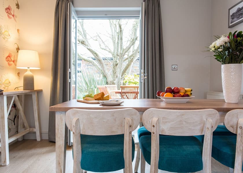 Summerleaze Cottage 2 Spa - Bude Coastal Resort, Stratton, Nr Bude