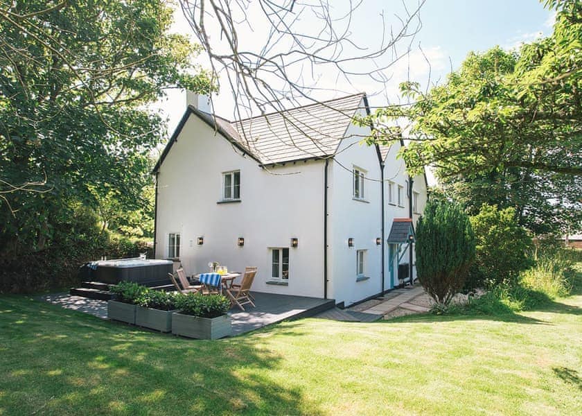 Summerleaze Garden Cottage 2  | Summerleaze Garden Cottage 2 Spa - Bude Coastal Resort, Stratton, Nr Bude