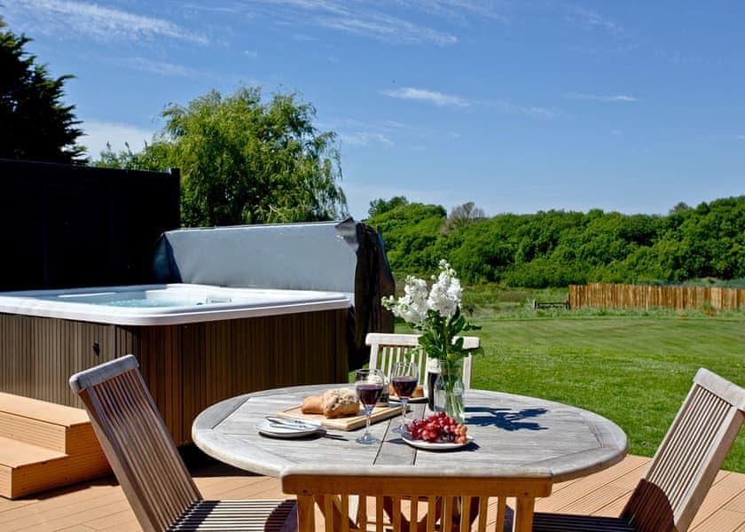 Summerleaze Garden Cottage 2 | Summerleaze Garden Cottage 2 Spa - Bude Coastal Resort, Stratton, Nr Bude