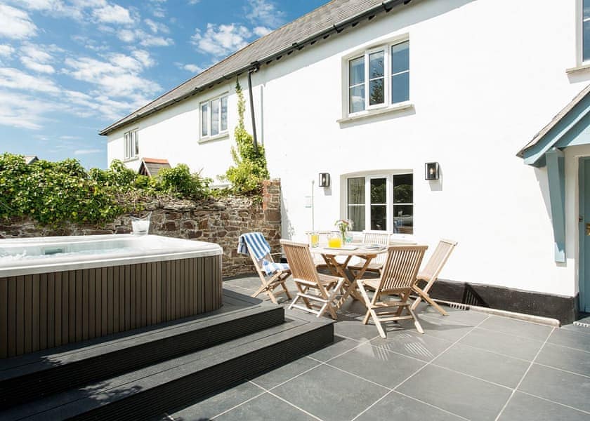 Summerleaze Garden Cottage 2 | Summerleaze Garden Cottage 2 Spa - Bude Coastal Resort, Stratton, Nr Bude