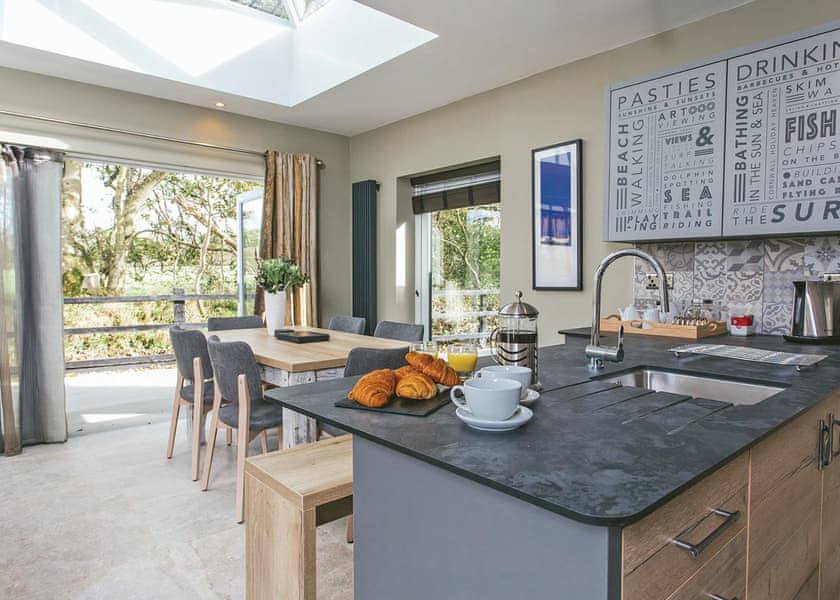 Typical Cornish Lodge | Cornish Lodge Spa - Bude Coastal Resort, Stratton, Nr Bude