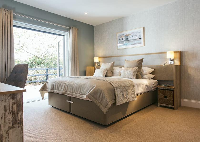 Cornish Lodge Spa - Bude Coastal Resort, Stratton, Nr Bude