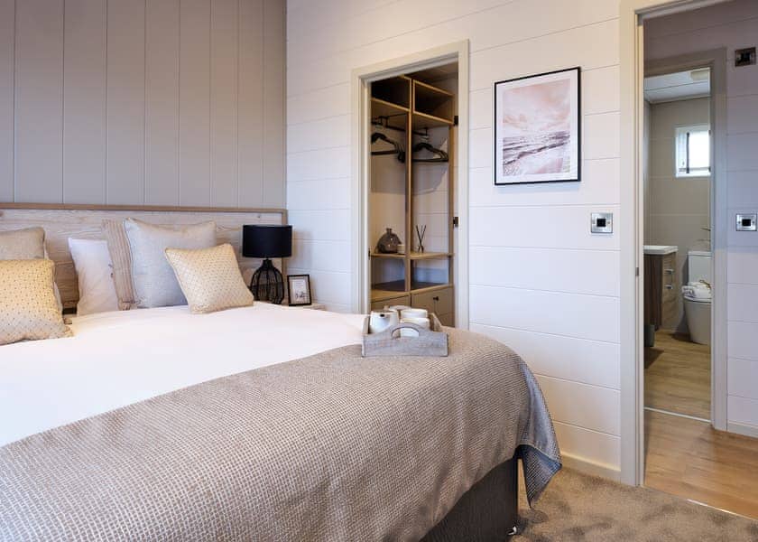 Sennen 3 Spa Roof Terrace (Pet) - Bude Coastal Resort, Stratton, Nr Bude