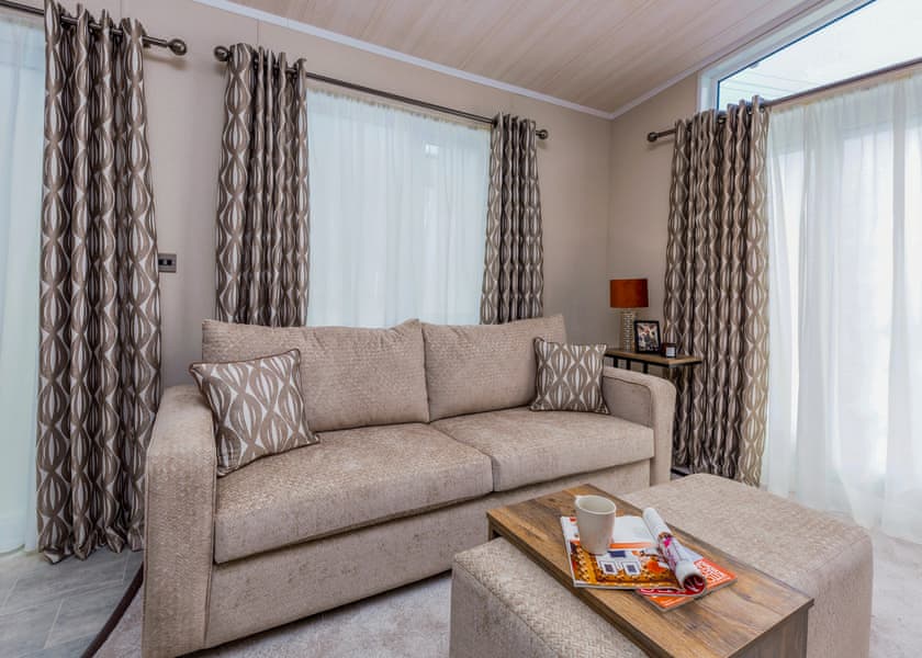 Balmoral Lodge Spa - Benview Lodges, Nr Kintore