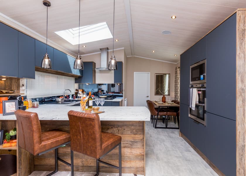 Balmoral Lodge Spa - Benview Lodges, Nr Kintore