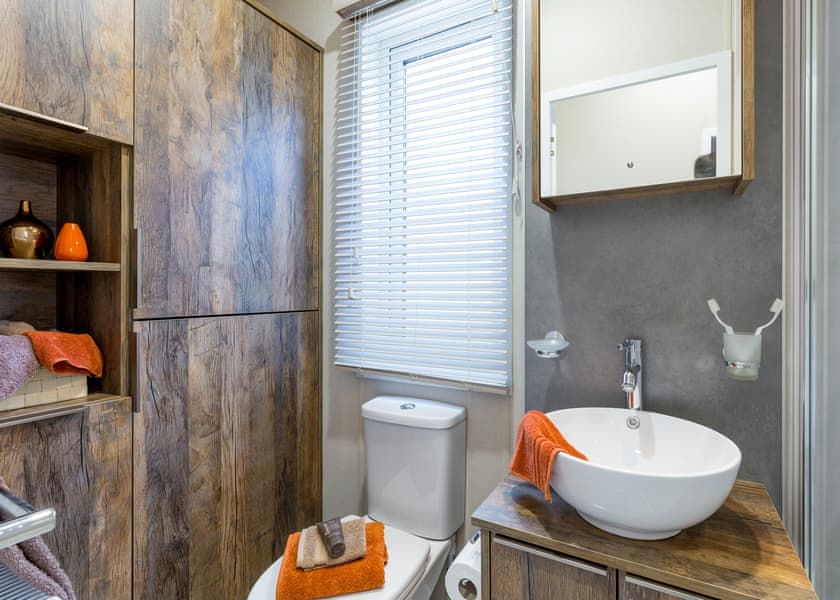 Balmoral Lodge Spa - Benview Lodges, Nr Kintore