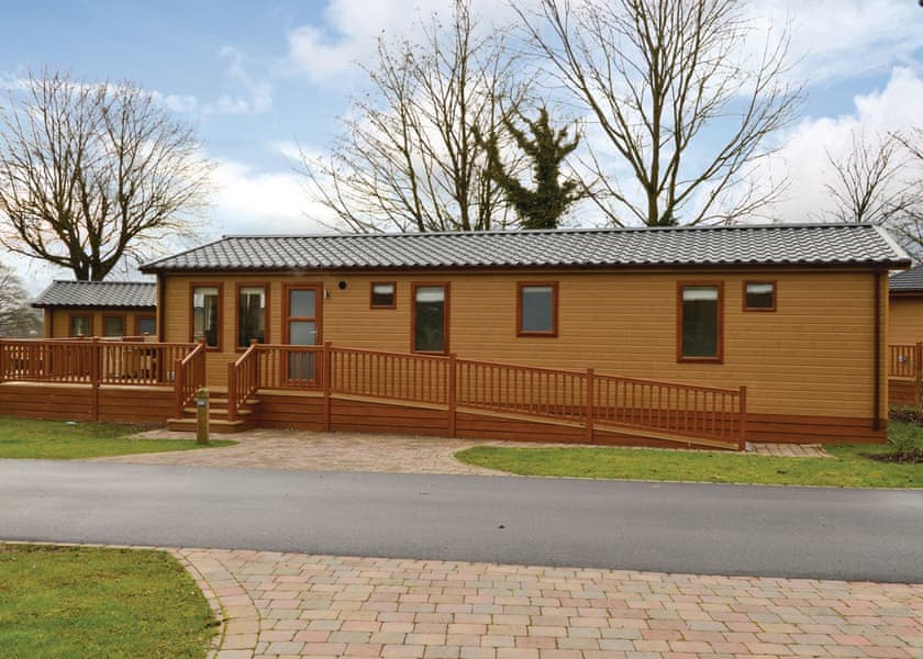 Glastonbury Lodge Premier