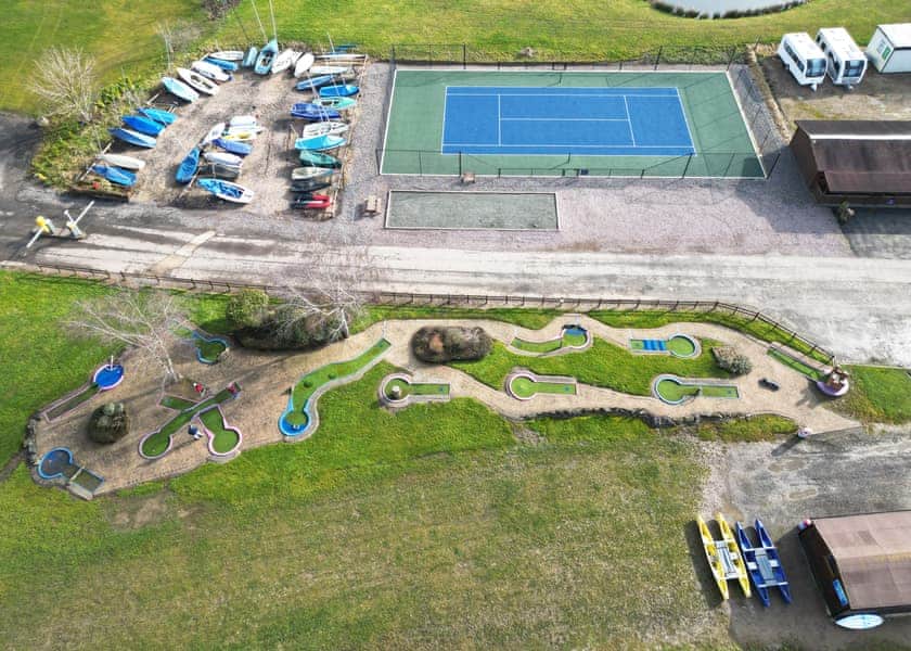 Bosworth Lakeside Lodges, Market Bosworth, near Nuneaton
