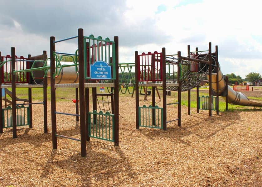 Bosworth Lakeside Lodges, Market Bosworth, near Nuneaton