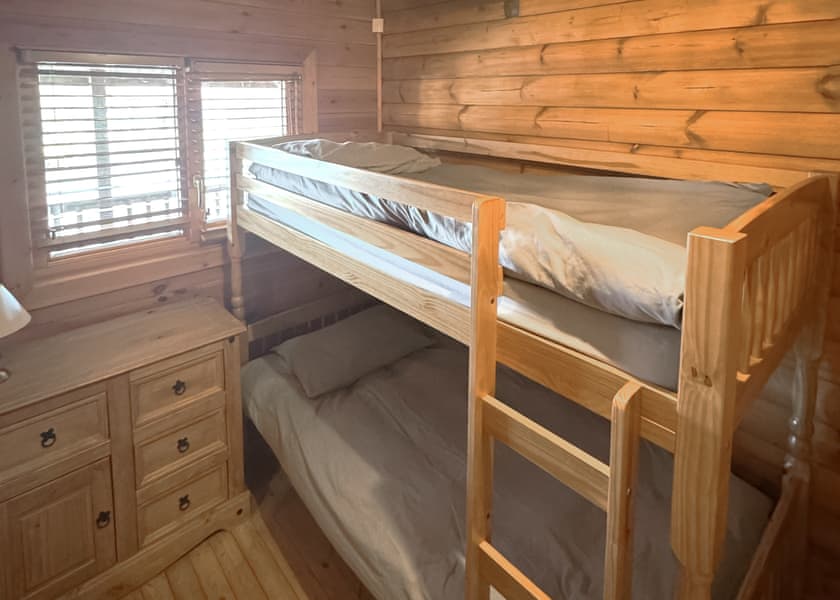 Mallard Lodge - Bosworth Lakeside Lodges, Market Bosworth, near Nuneaton