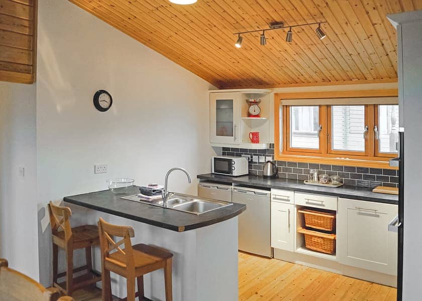 Bassets - Caddy’s Corner Lodges, Carnmenellis, Nr Falmouth