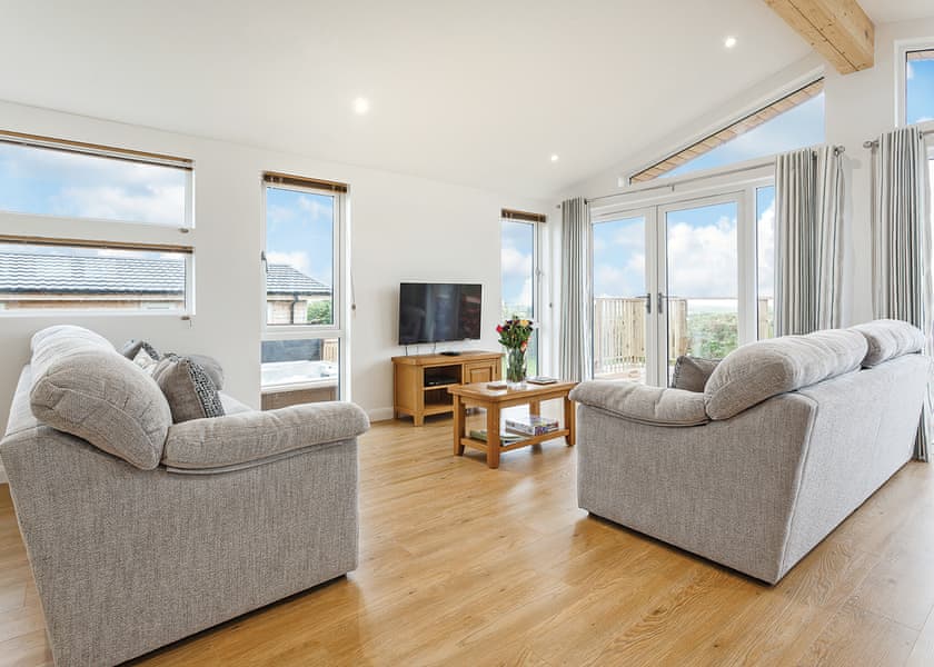 Bryher - Caddy’s Corner Lodges, Carnmenellis, Nr Falmouth