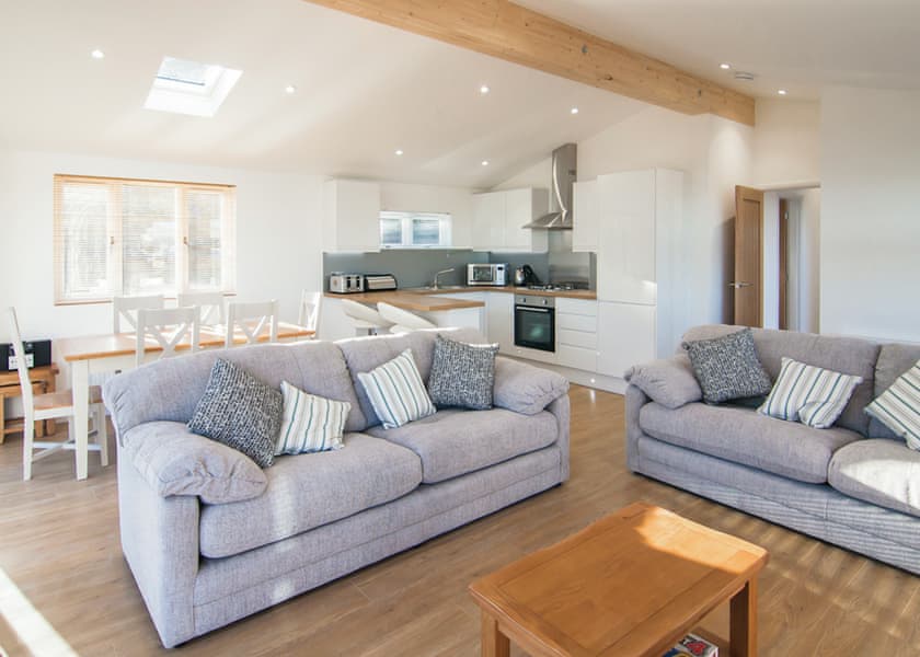 Tresco - Caddy’s Corner Lodges, Carnmenellis, Nr Falmouth