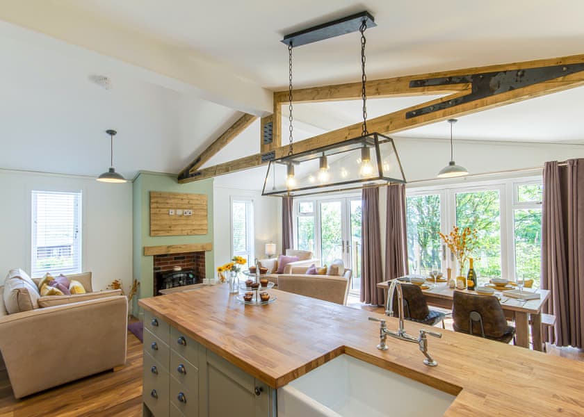 Gylly - Caddy’s Corner Lodges, Carnmenellis, Nr Falmouth