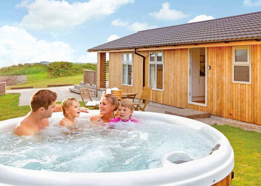 Gwenver - Caddy’s Corner Lodges, Carnmenellis, Nr Falmouth