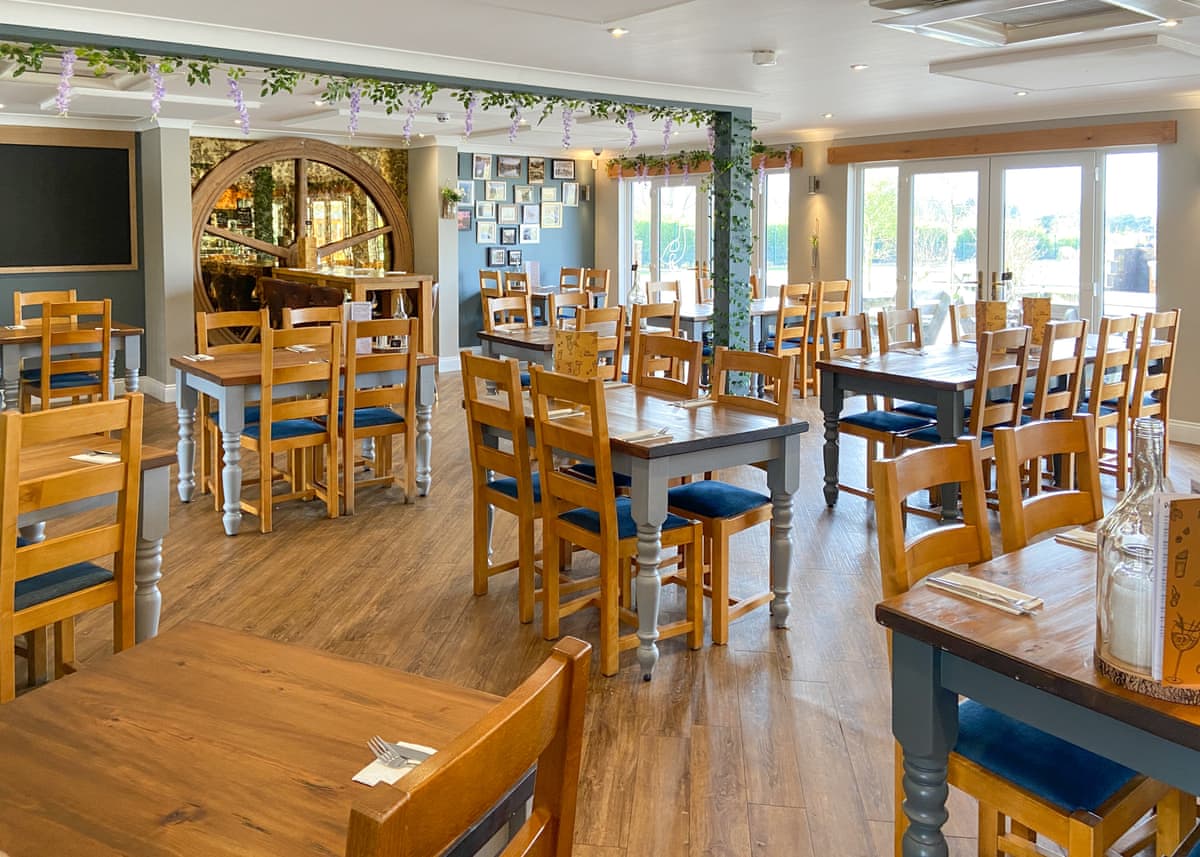 Caistor Lakes Lodges - Holiday Lodge in Central England - Image 2