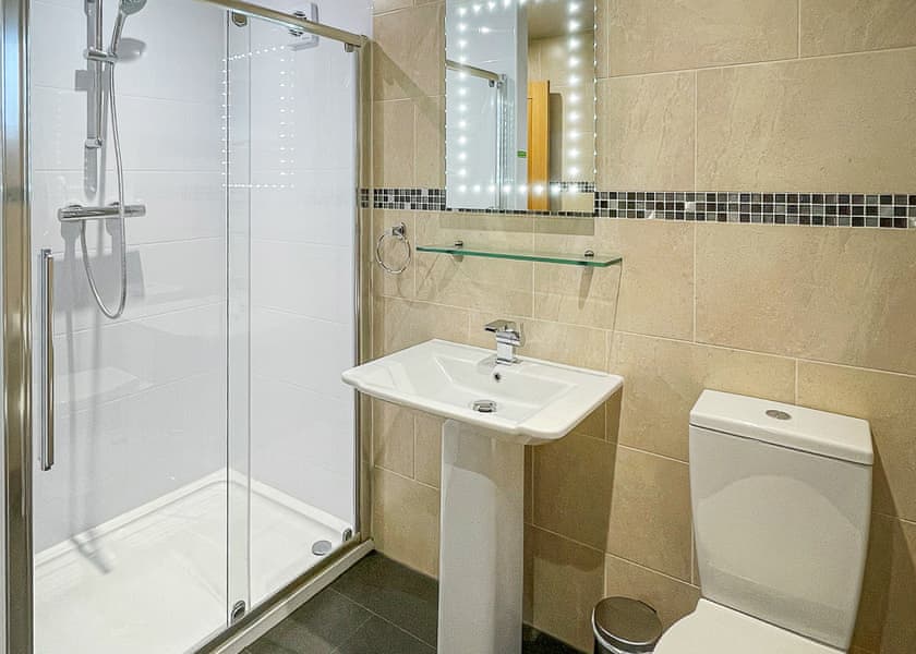 Teal Lodge - Caistor Lakes Lodges, Caistor, Market Rasen