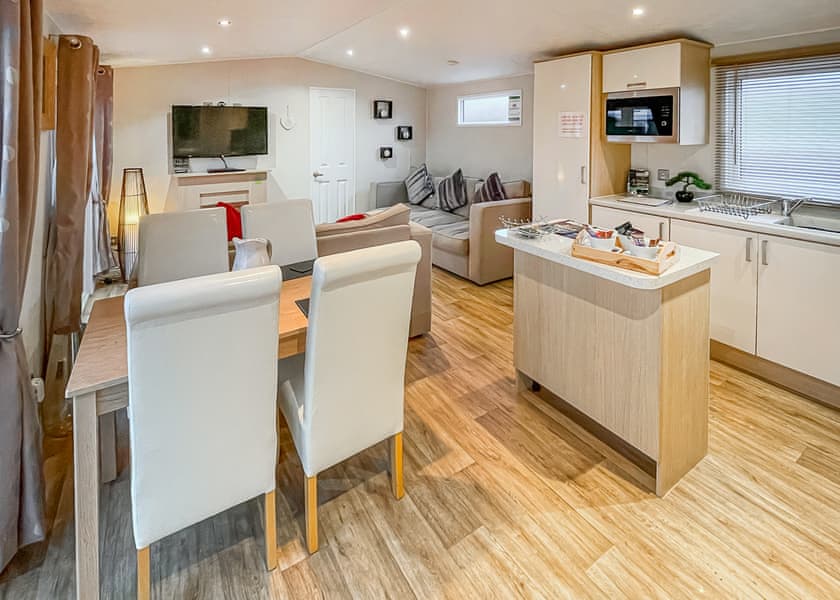 Kingfisher Lodge - Caistor Lakes Lodges, Caistor, Market Rasen