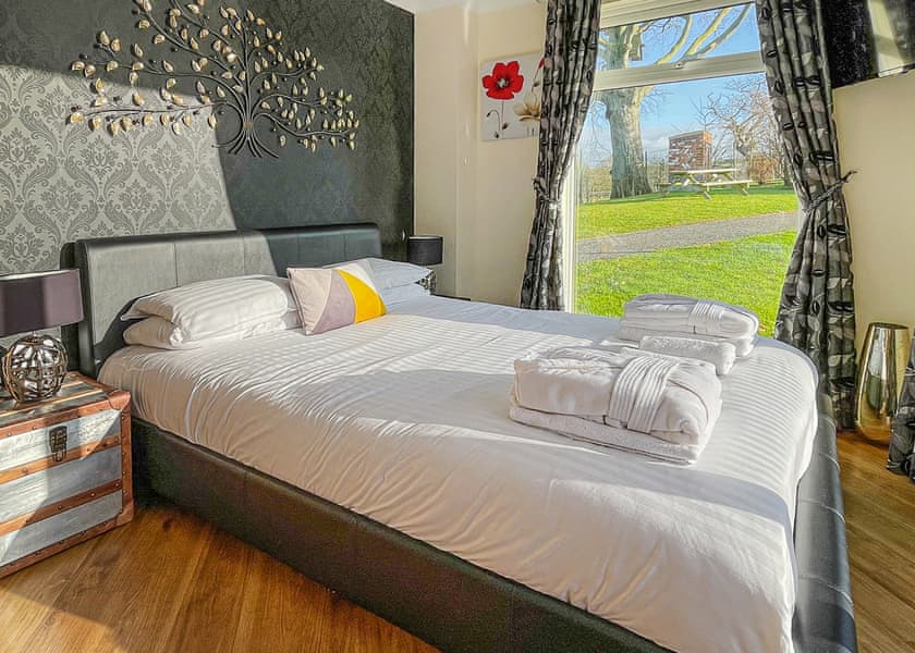 Swan Lodge - Caistor Lakes Lodges, Caistor, Market Rasen