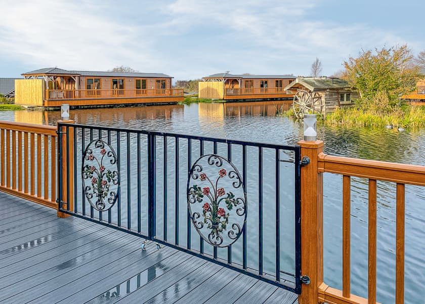 Cygnet Lodge - Caistor Lakes Lodges, Caistor, Market Rasen