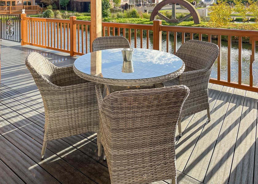 Eider Lodge - Caistor Lakes Lodges, Caistor, Market Rasen