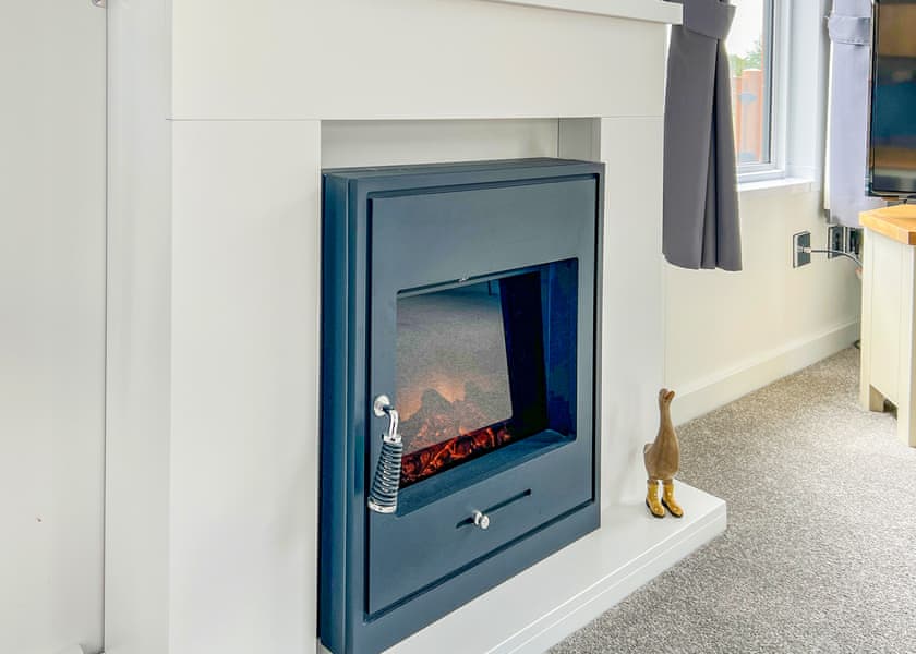 Kittiwake Lodge - Caistor Lakes Lodges, Caistor, Market Rasen