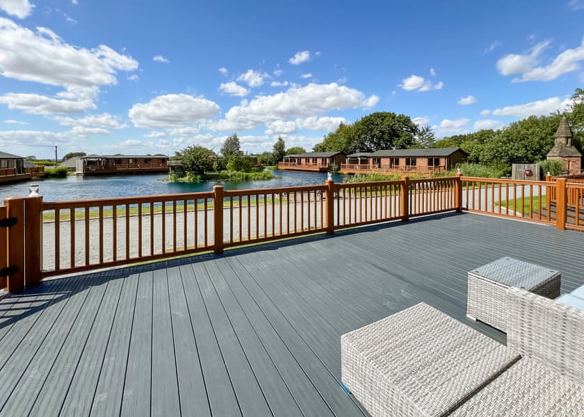 Lapwing Lodge - Caistor Lakes Lodges, Caistor, Market Rasen