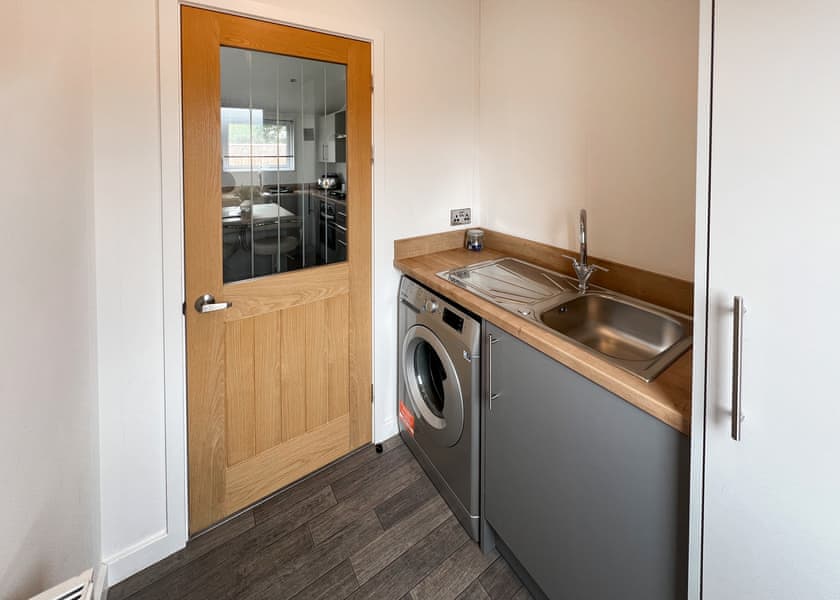 Lapwing Lodge - Caistor Lakes Lodges, Caistor, Market Rasen