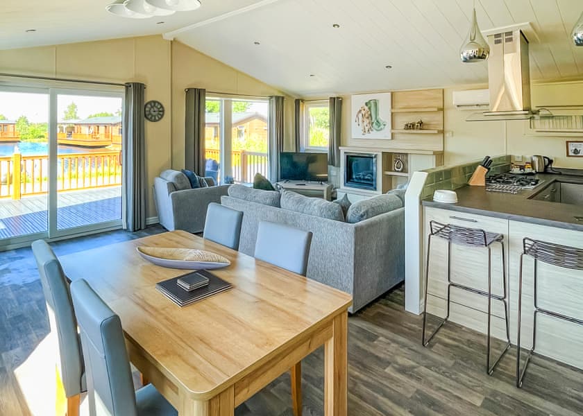 Sandpiper Lodge - Caistor Lakes Lodges, Caistor, Market Rasen
