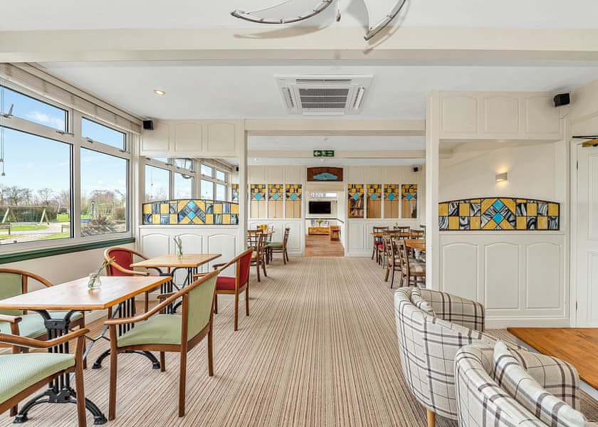 Cakes & Ale Holiday Park, Leiston