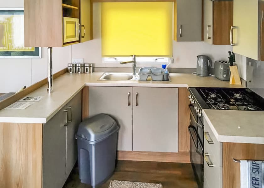 Bordeaux Pet - Calvine Holiday Park, Pitlochry