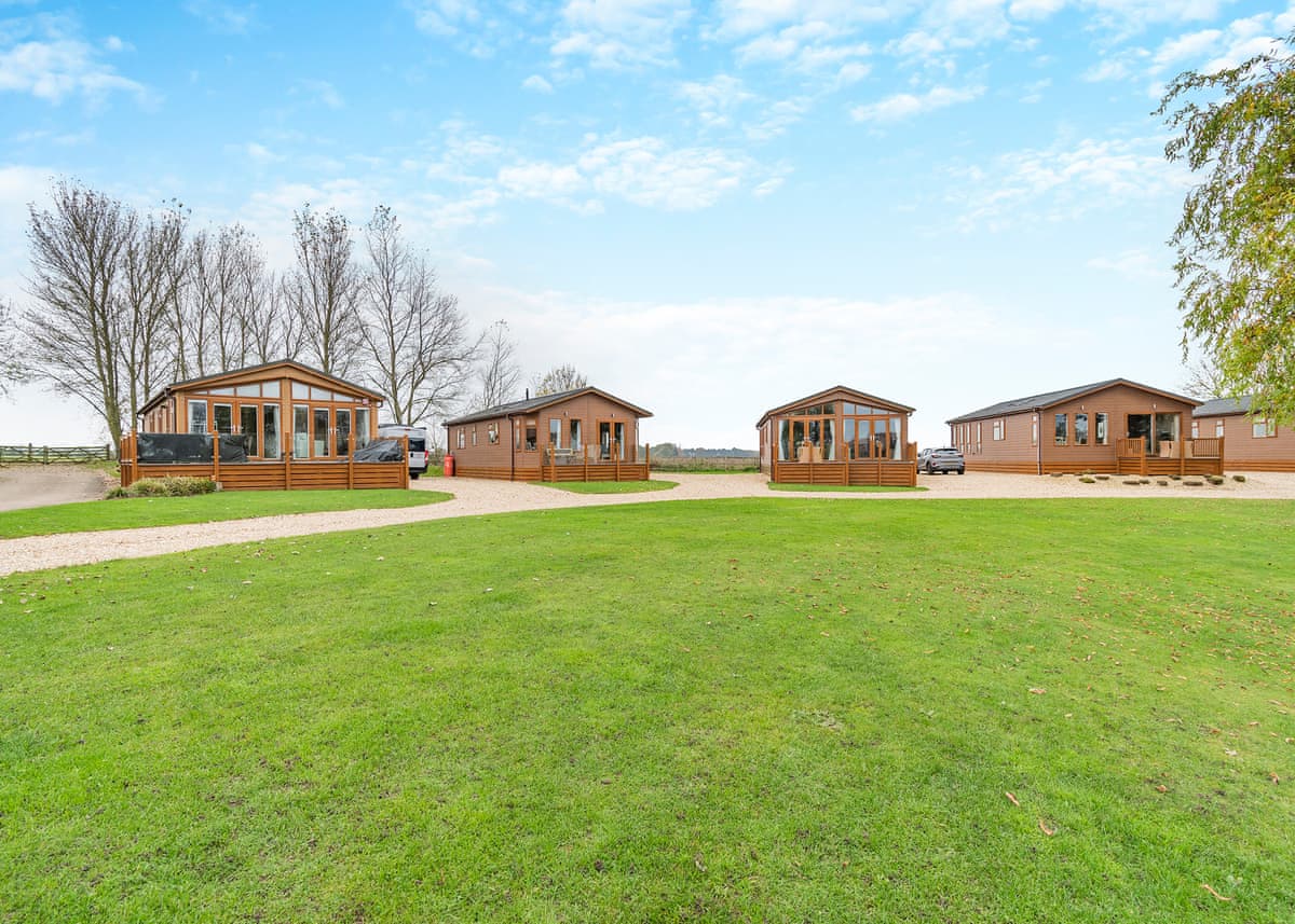 Camper UK Leisure Park - Holiday Lodge in Central England - Image 4