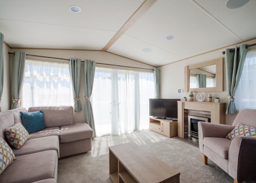 Platinum 2 Caravan with Decking - Carlton Meres Holiday Park, Saxmundham