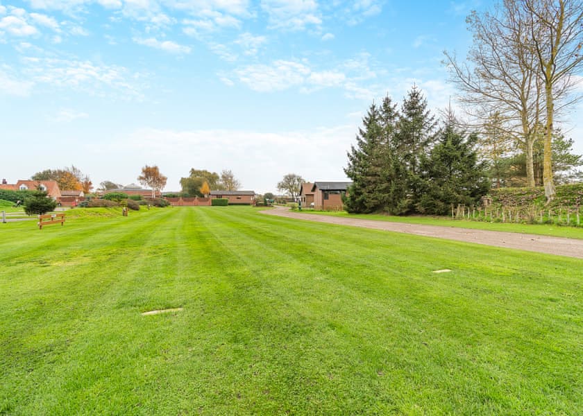 Camper UK Leisure Park, Swinethorpe, Nr Lincoln