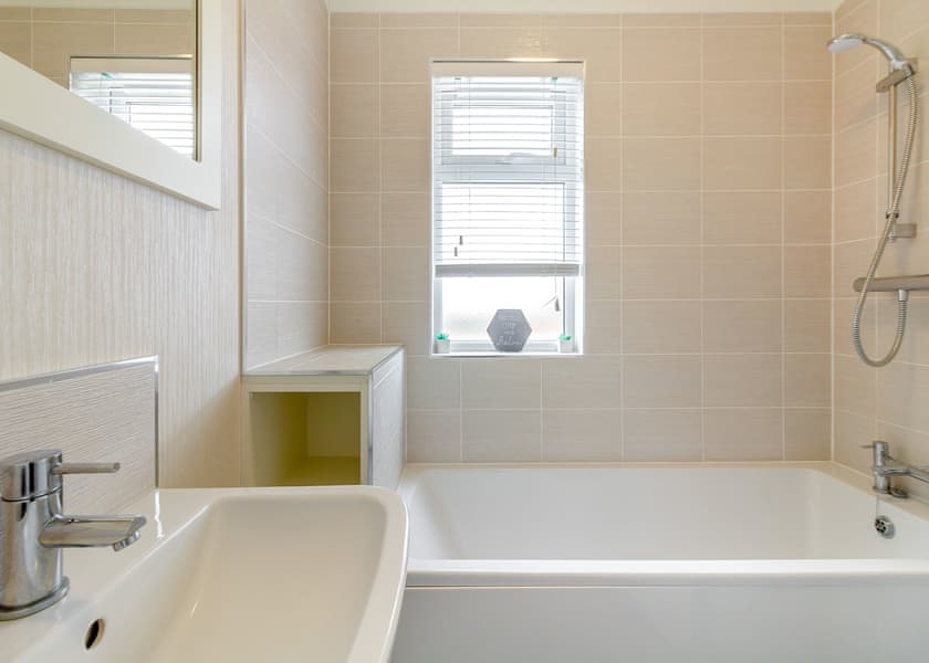 Kingfisher - Camper UK Leisure Park, Swinethorpe, Nr Lincoln