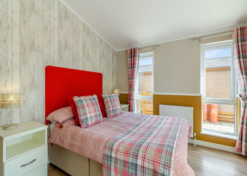 Goldfinch - Camper UK Leisure Park, Swinethorpe, Nr Lincoln