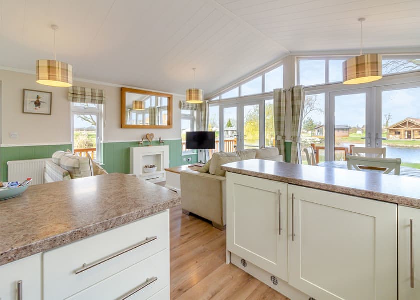 Mallard - Camper UK Leisure Park, Swinethorpe, Nr Lincoln