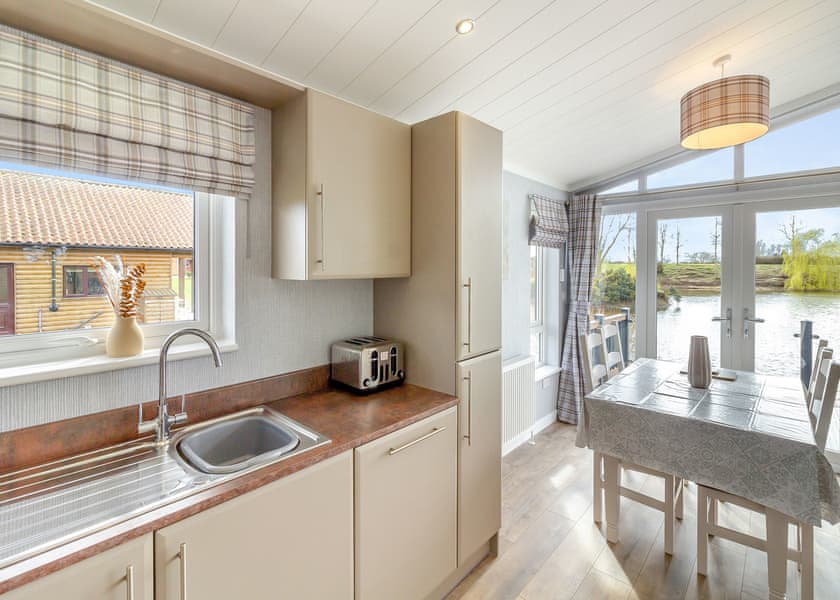 Kestrel - Camper UK Leisure Park, Swinethorpe, Nr Lincoln